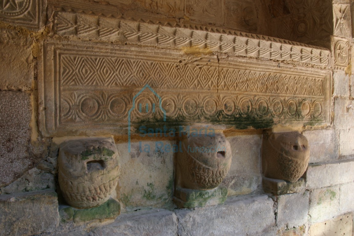 Detalle del arcosolio de la izquierda