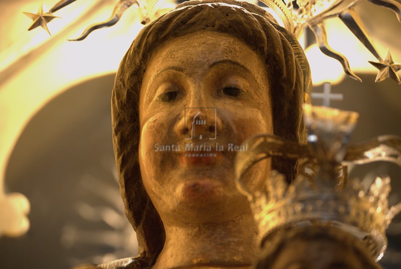 Detalle rostro de la Virgen