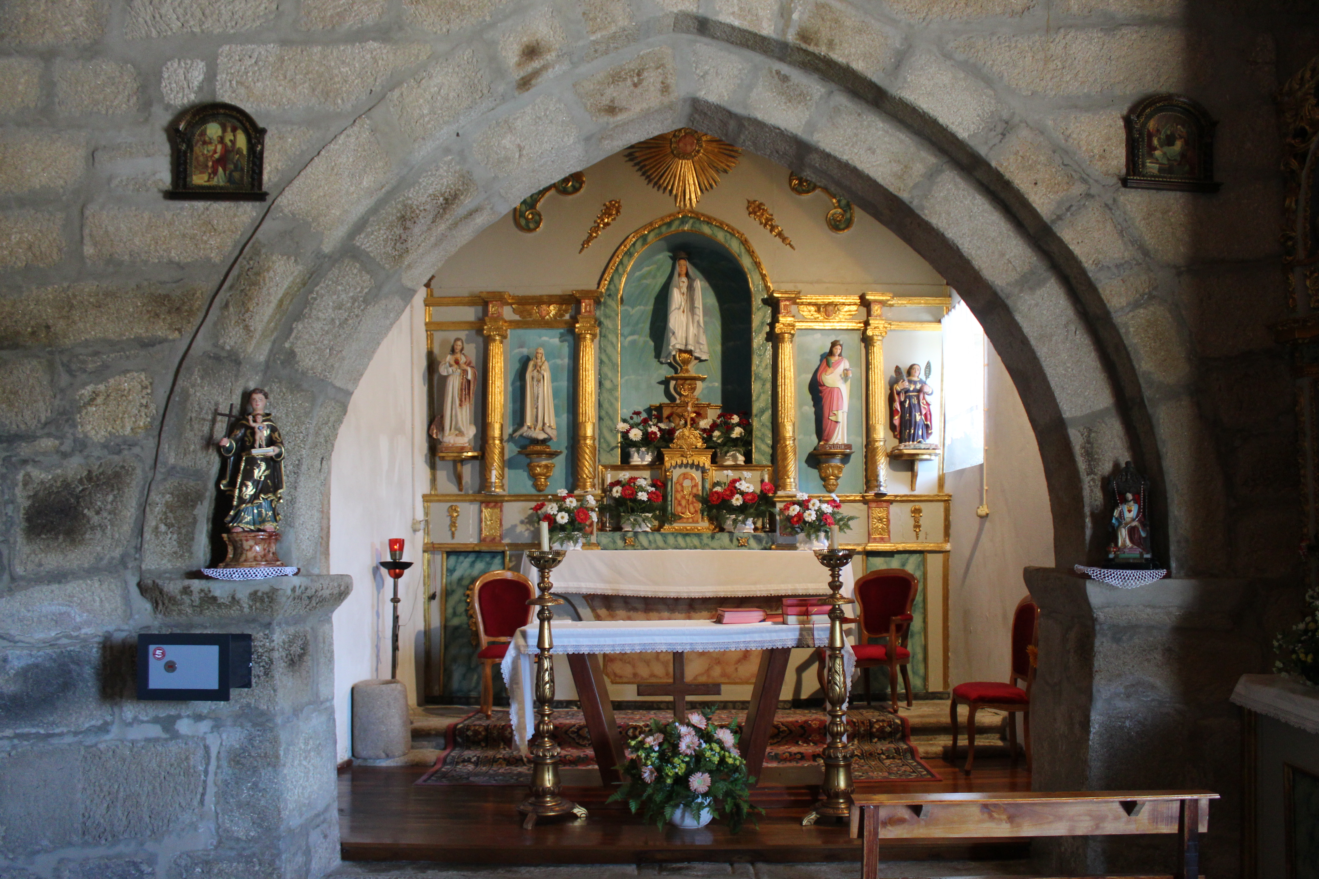 Interior Iglesia Vila dos Sinos