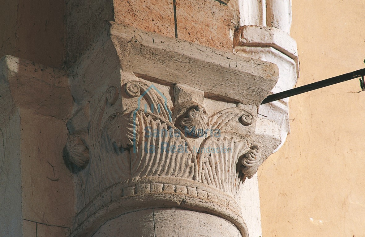 Capitel del arco triunfal de la capilla mayor