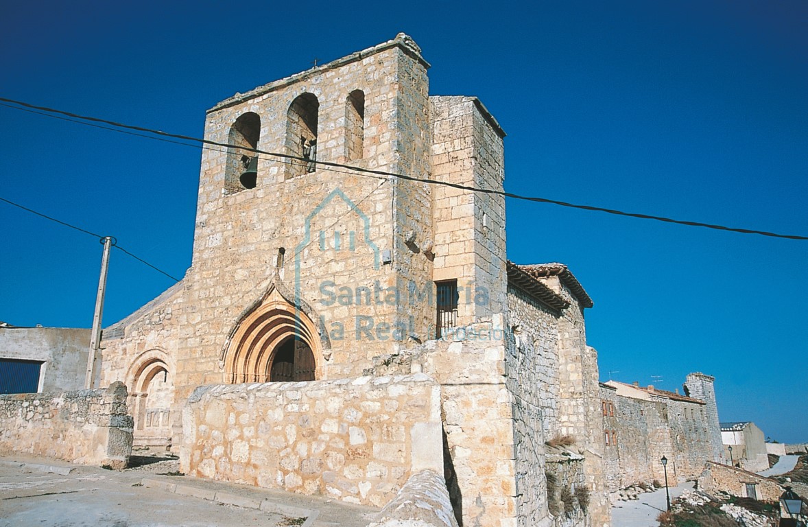 Iglesia de San Miguel, fachada occidental