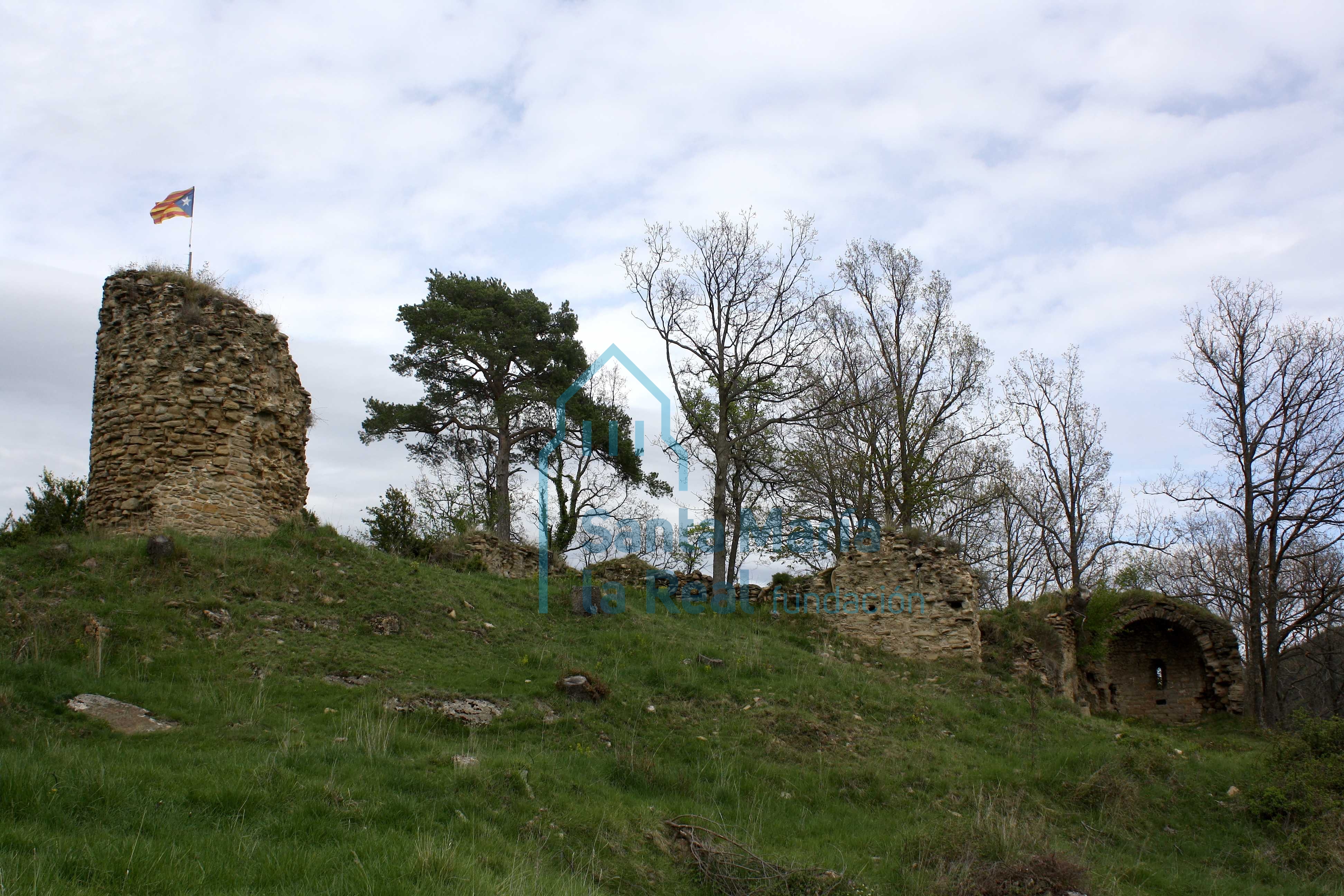 Restos del castillo y de la capilla