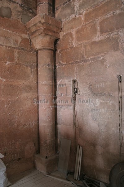Columna del interior de torre