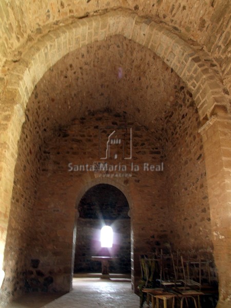Interior hacía la cabecera