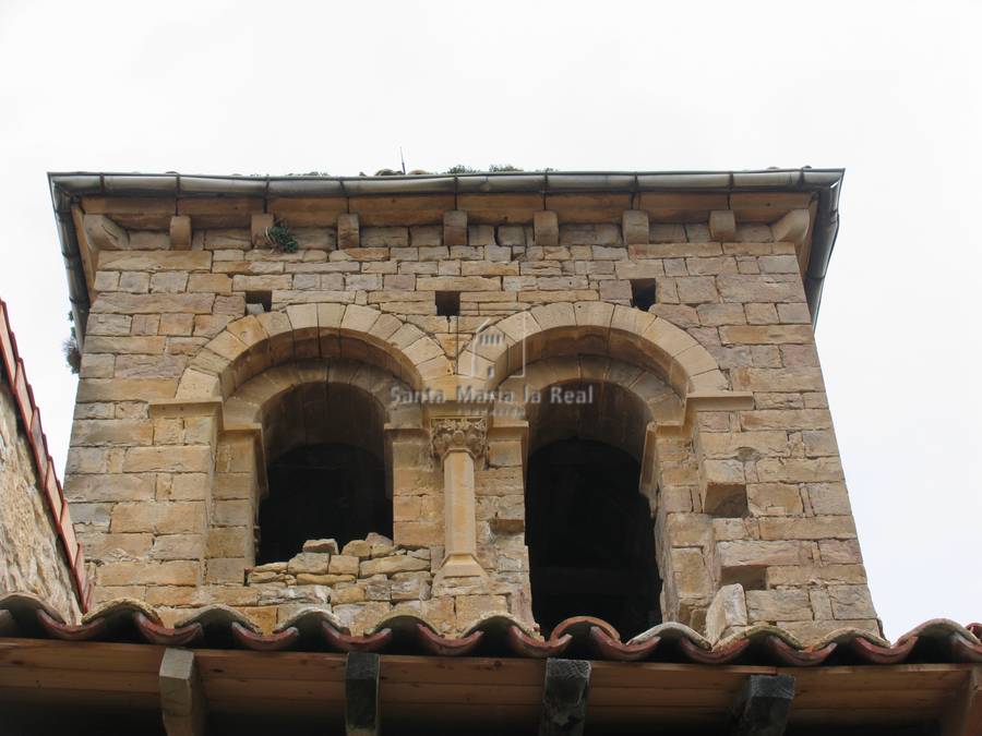 Detalle exterior de la torre desde el sur