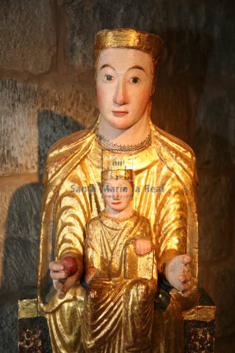 Detalle de la Virgen sedente con Niño