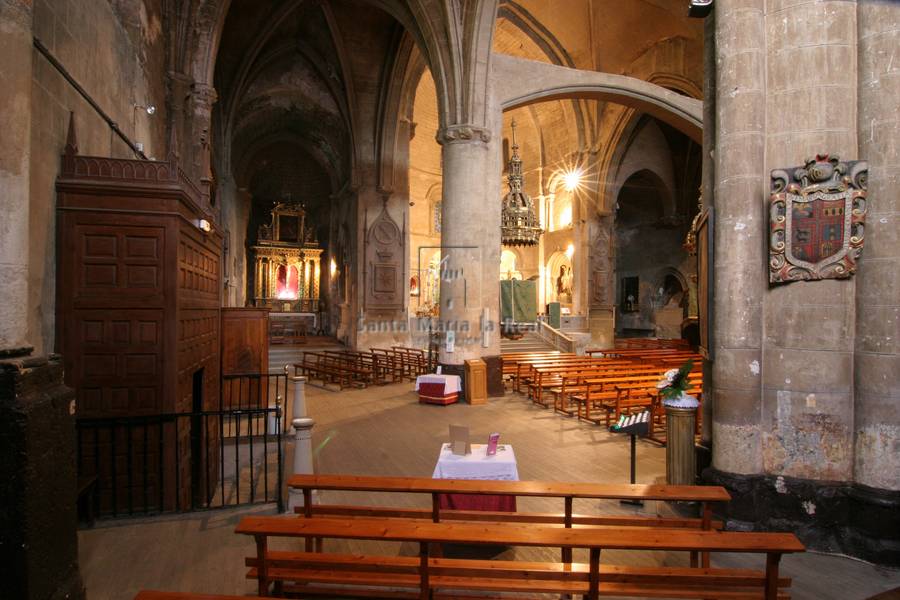 Vista interior desde el lateral norte del hastial