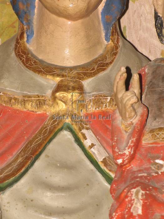 Detalle de la talla de Nuestra Señora de Zumadoya