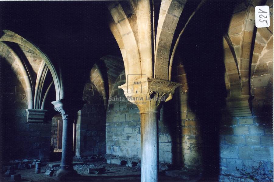 Interior de la sala de los monjes