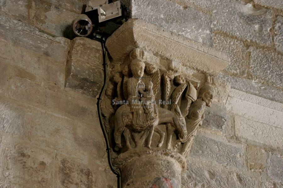 Capitel del interior. Huida a Egipto