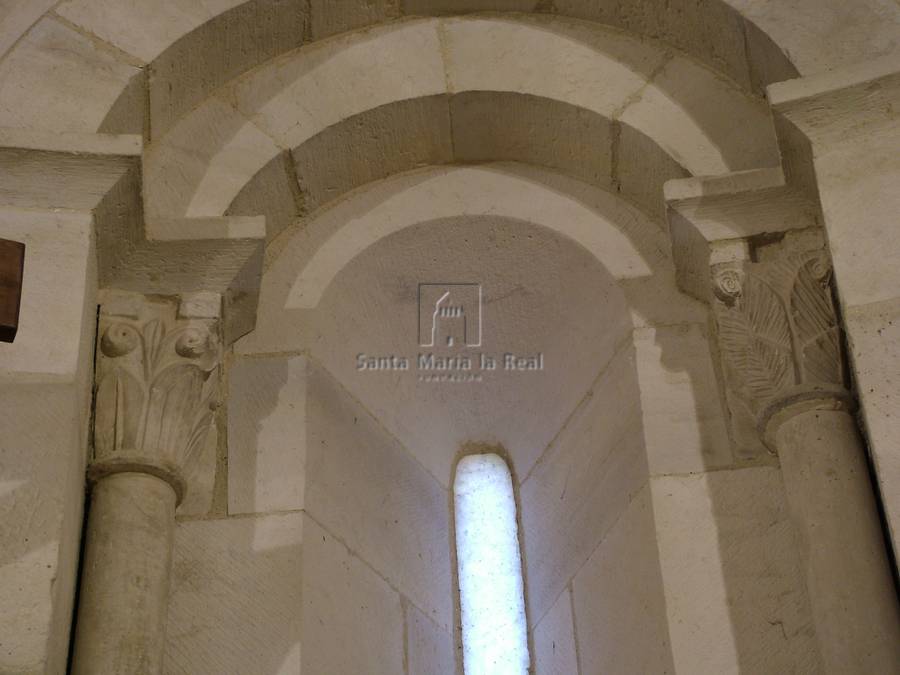Ventana septentrional de la cabecera
