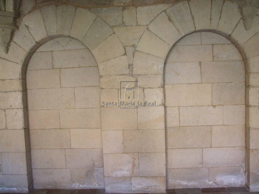 Detalle interior del claustro