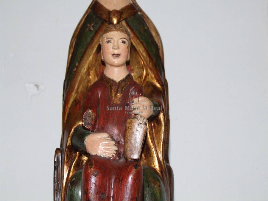 Detalle de la talla de la Virgen de la Caridad sedente con el Hijo sentado