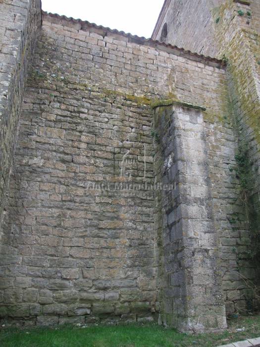 Detalle exterior del muro norte