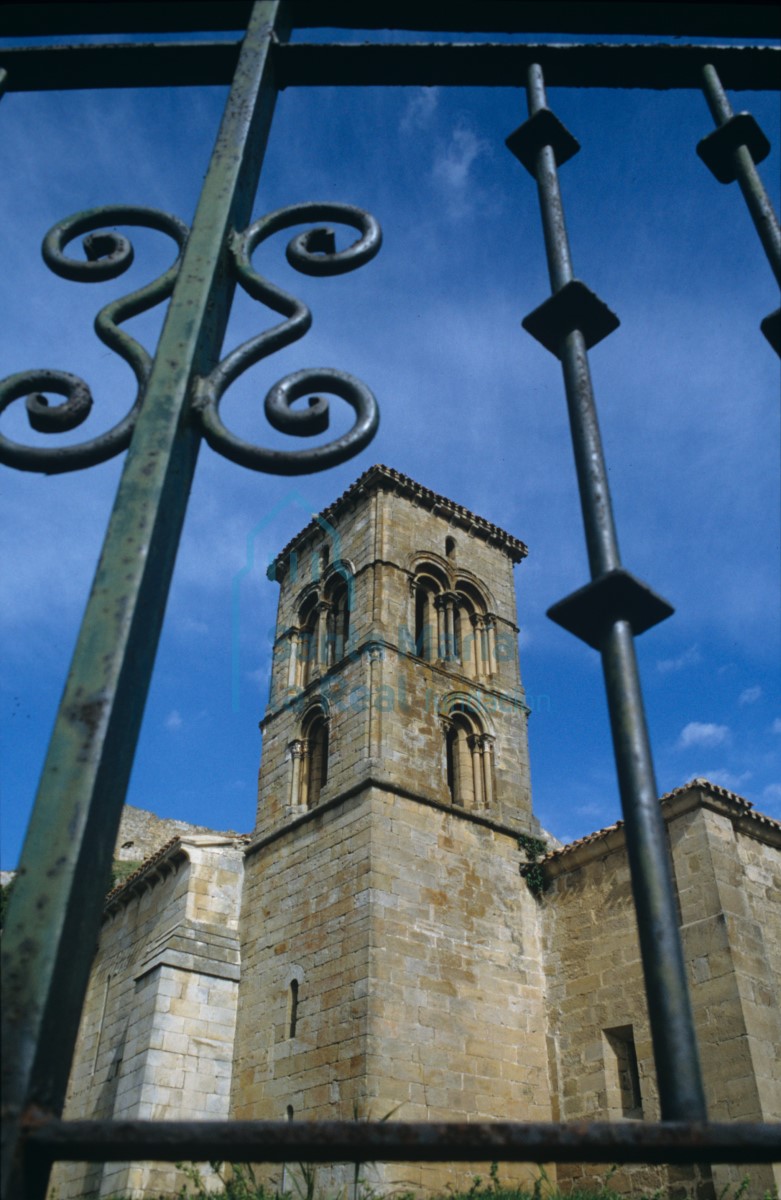 Ermita de Santa Cecilia. Torre-campanario.