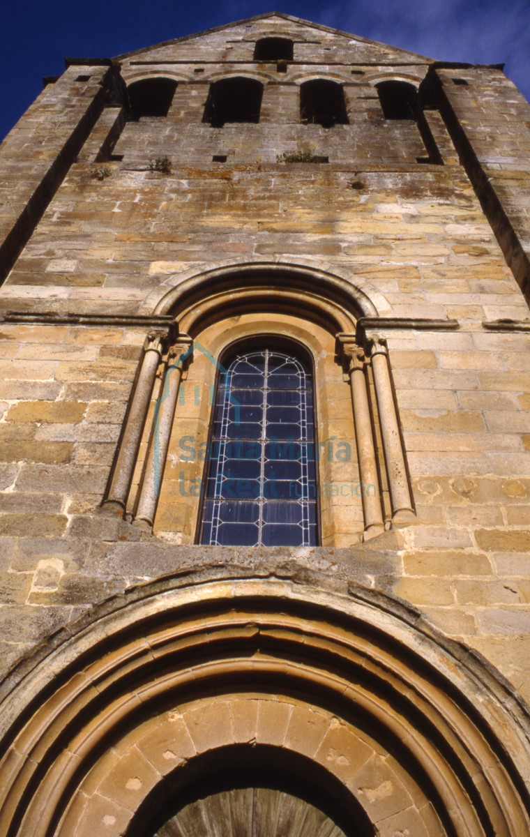 Espadaña de la iglesia del monasterio