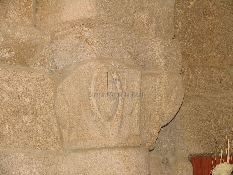 Capitel del muro septentrional del presbiterio