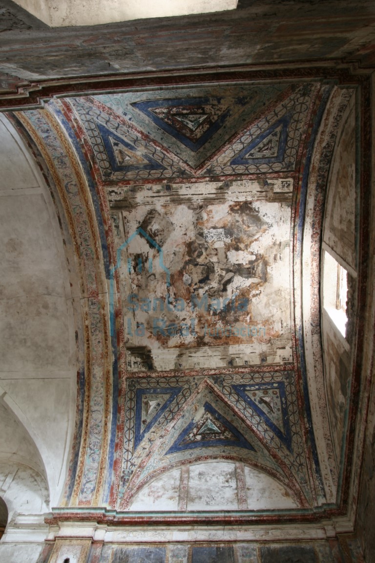 Bóveda con pinturas murales