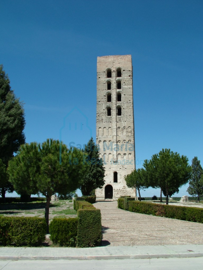 Vista de la torre de San Nicolás