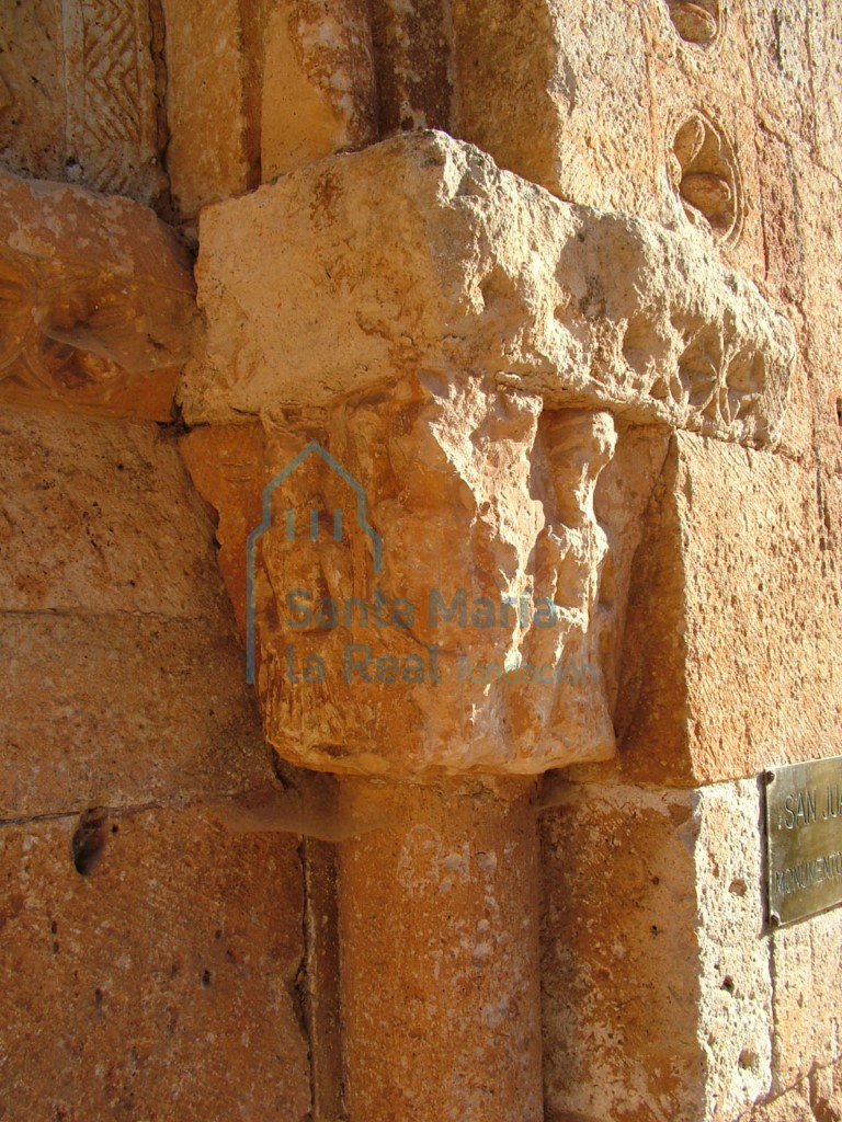 Capitel de la portada meridional