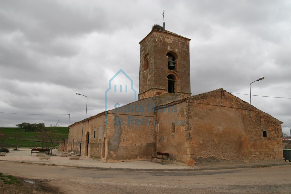 Vista de la iglesia desde sudeste