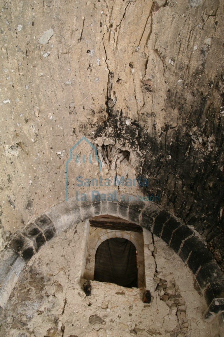 Cubierta del piso bajo de la torre