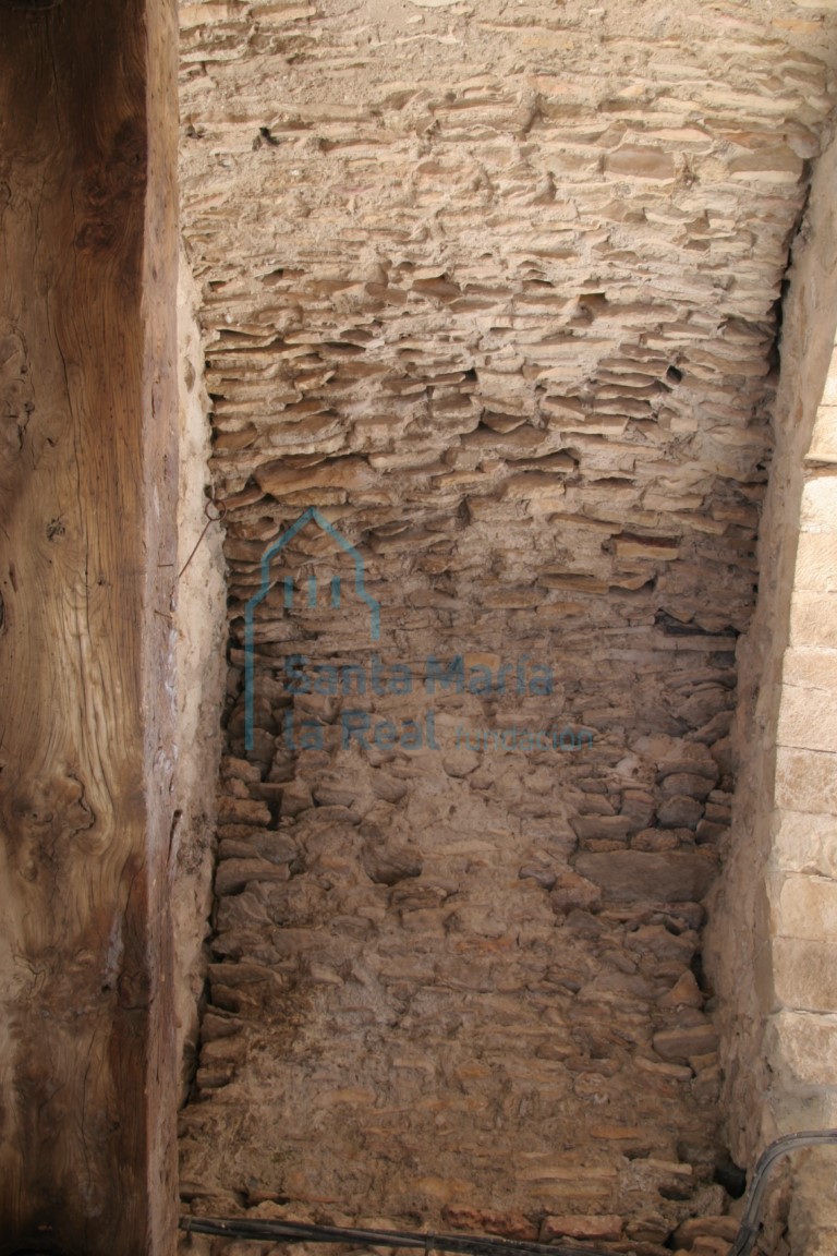 Bóveda del interior de la puerta de la muralla