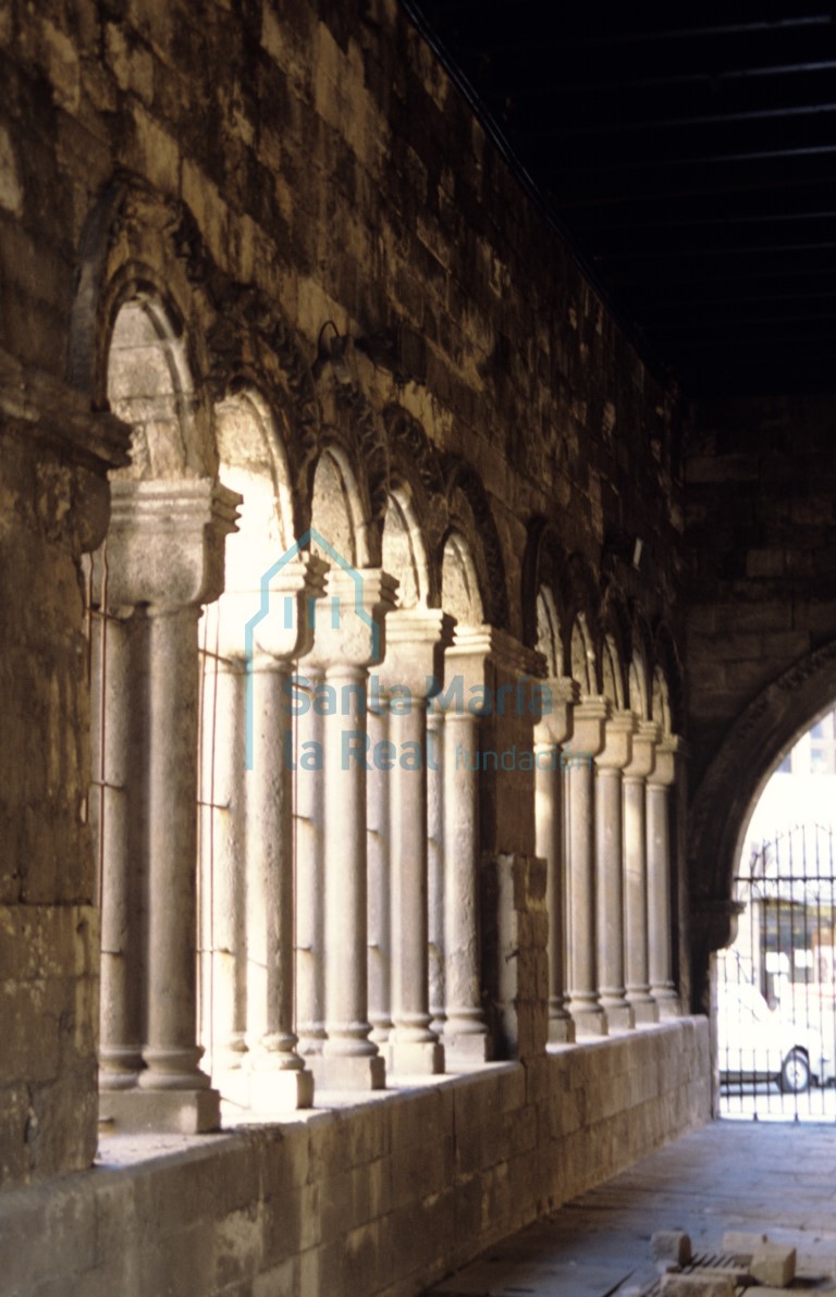 Arquería del pórtico