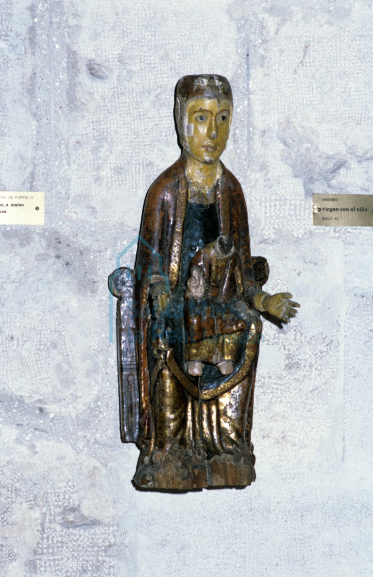 Virgen en majestad, con el Niño. En el Museo Diocesano y Catedralicio