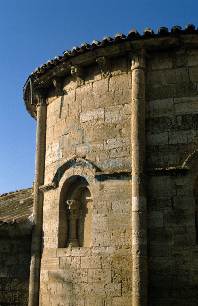 Detalle del exterior del ábside