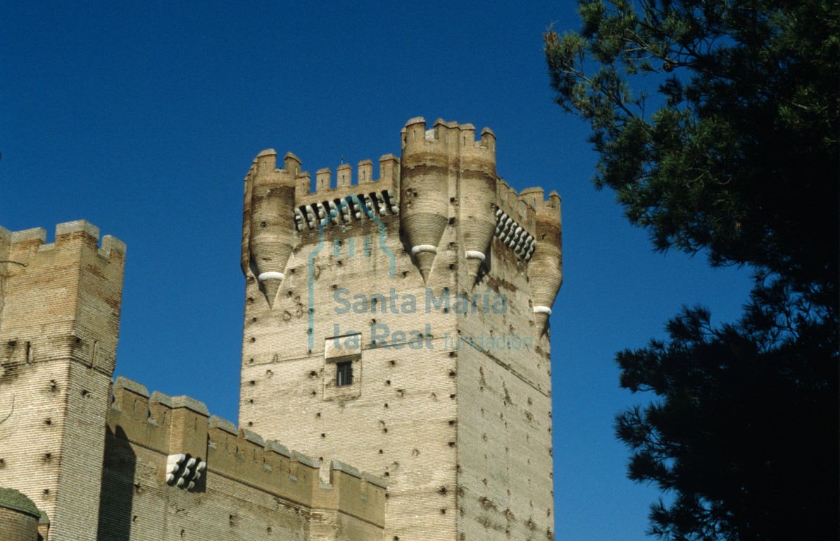 Detalle de la torre del homenaje