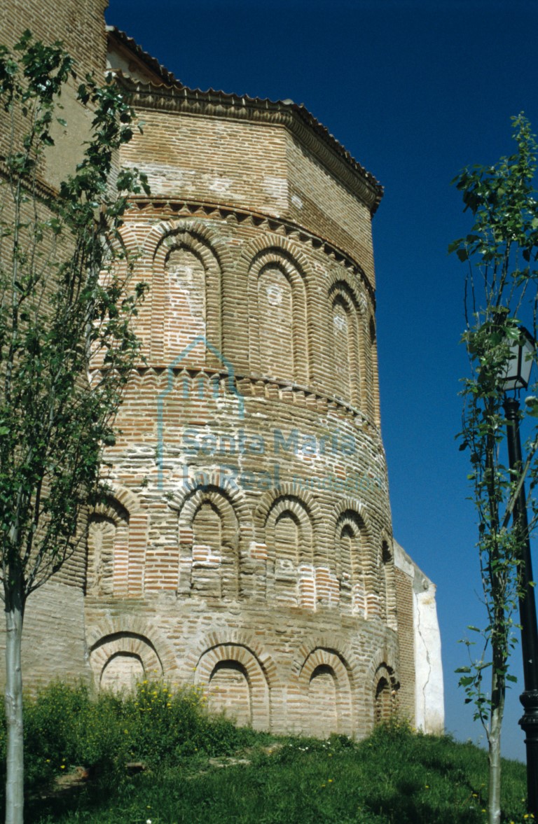 Vista del exterior del ábside