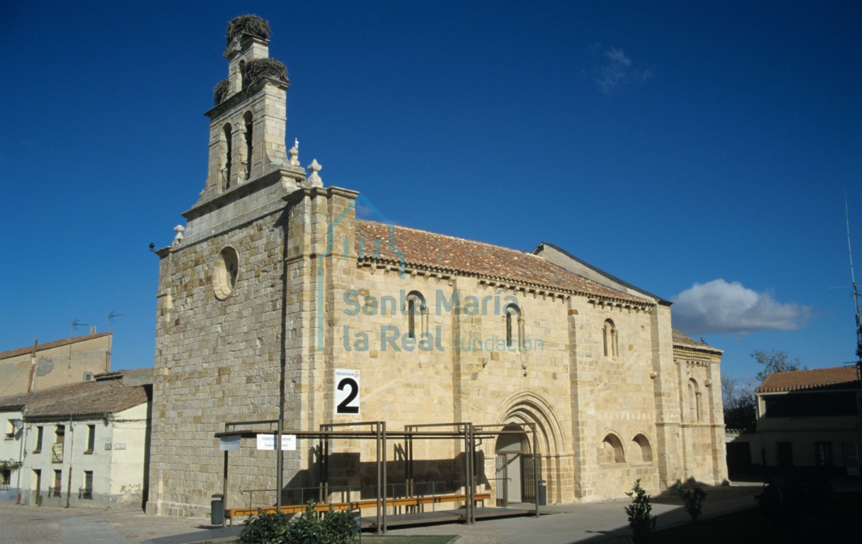 Exterior de la iglesia