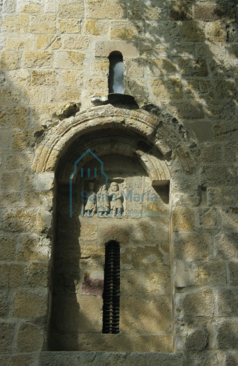 Relieve de la capilla central