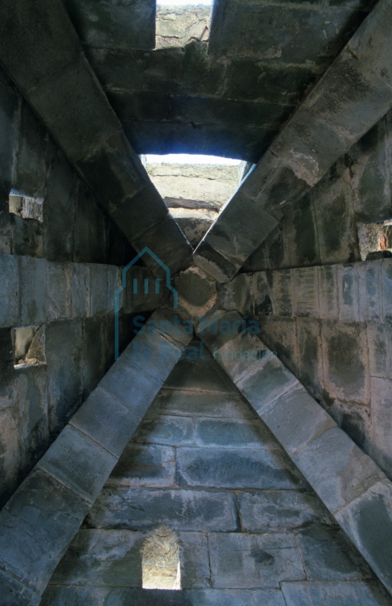 Bóveda de la cámara superior de la torre