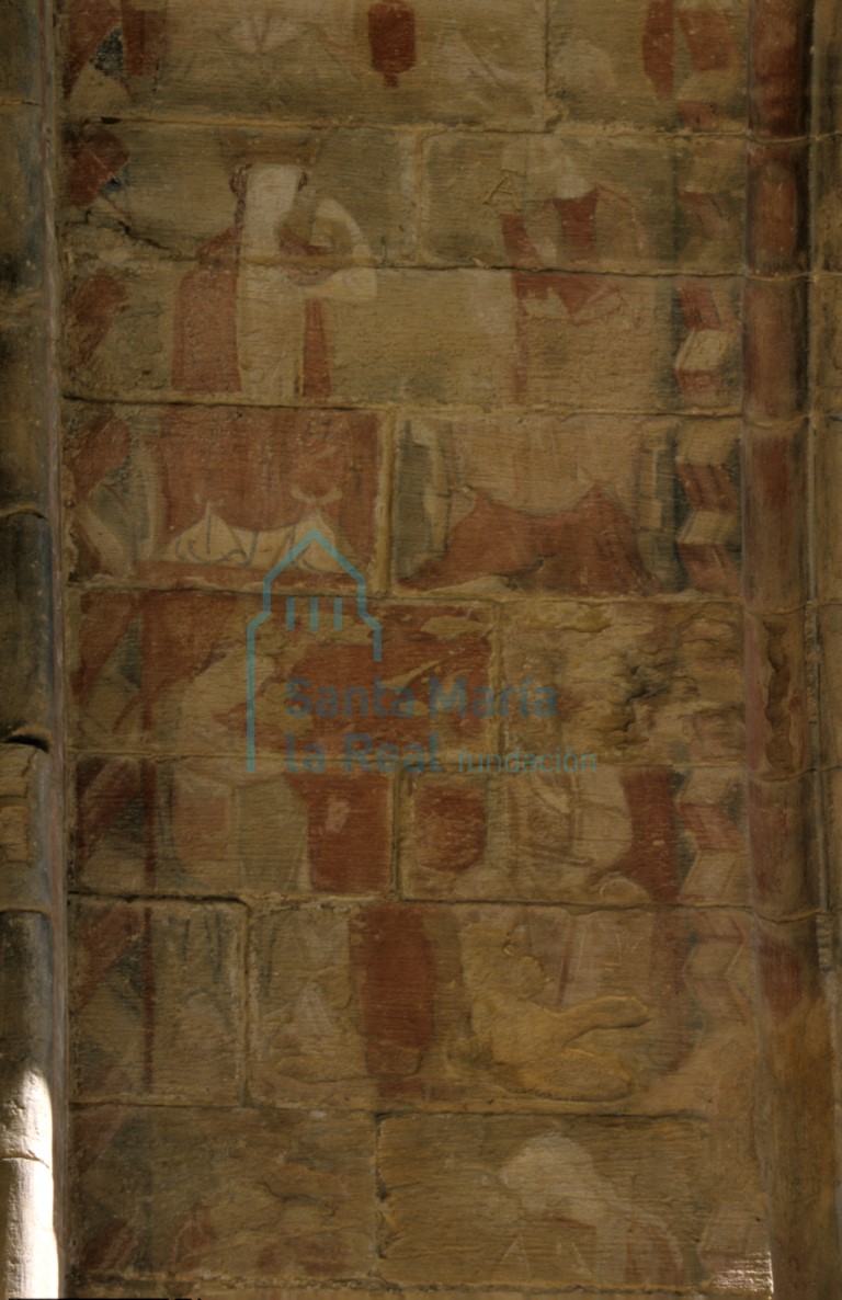 Detalle de las pinturas del lado izquierdo de la bóveda apuntada que precede a la portada meridional