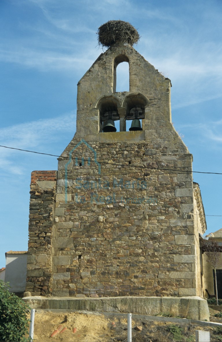 Vista de la espadaña