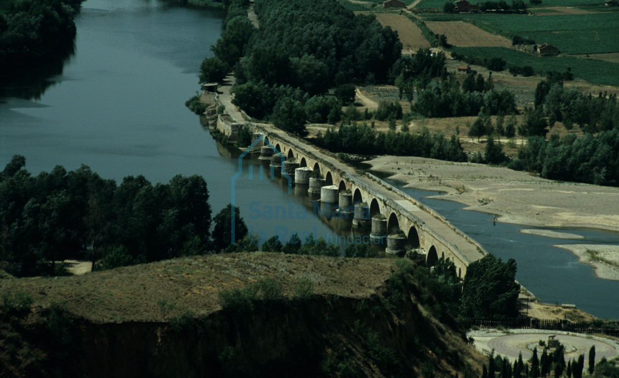 Puente sobre el Duero