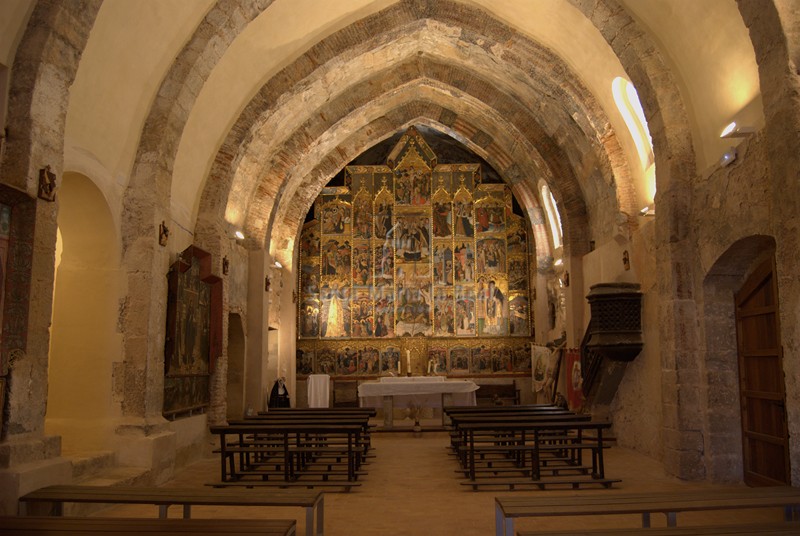 Interior de la iglesia de San Blas