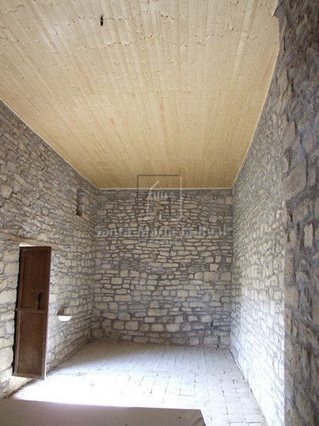 Vista del interior hacia los pies de la ermita