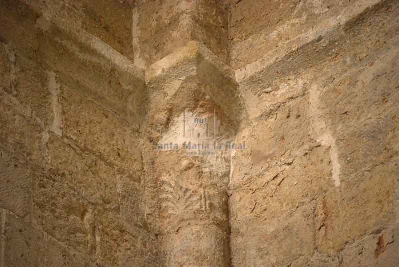 Detalle del arranque de una de las bóvedas del primer tramo de la nave del Evangelio