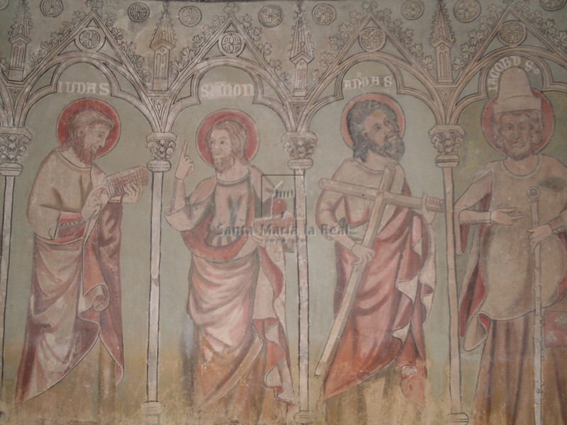 Detalle de las pinturas góticas del ábside