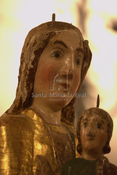 Detalle de los rostros de la Virgen y Niño