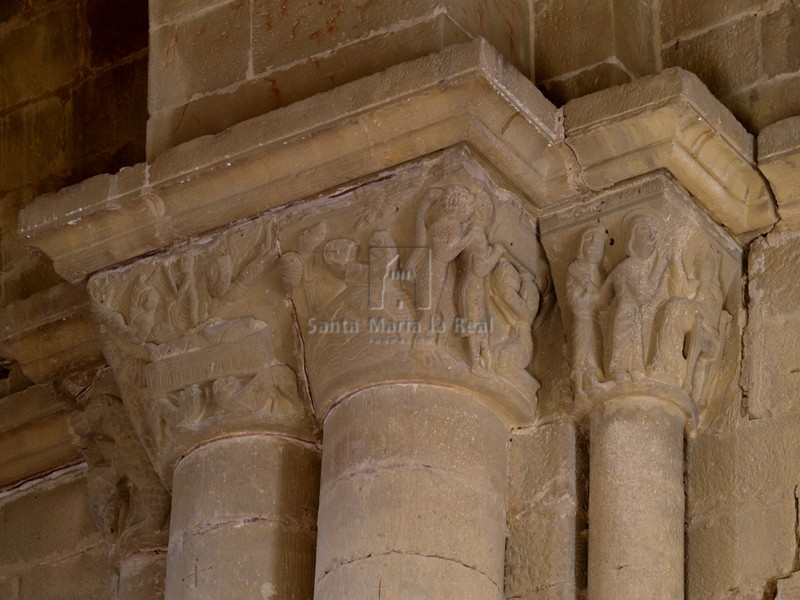 Capiteles del arco triunfal sureste. Martirio de San Ginés de Arlés
